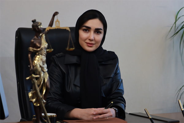 بآدرس وکیل زن در مشهد